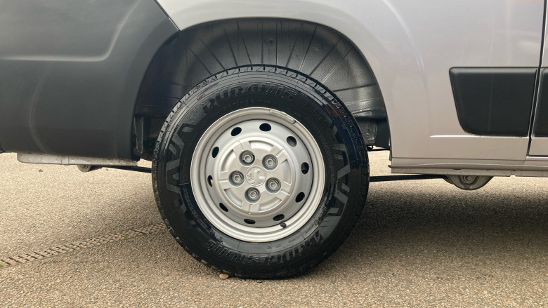 Vauxhall Movano 3500 L2 Diesel Fwd 2.2 Turbo D 140ps H2 Van Prime